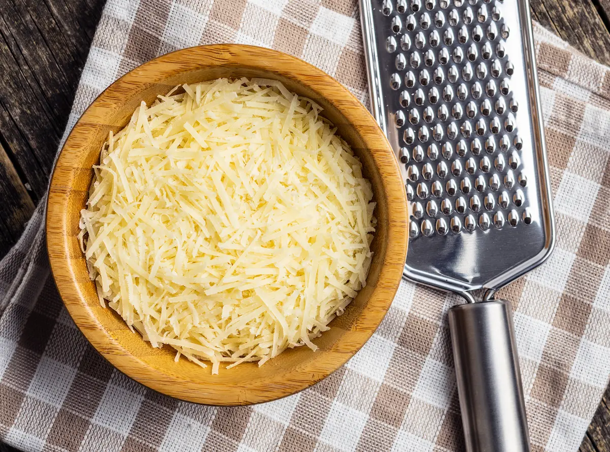 A Quick, Cozy Pasta Recipe Perfect for the Season thumbnail