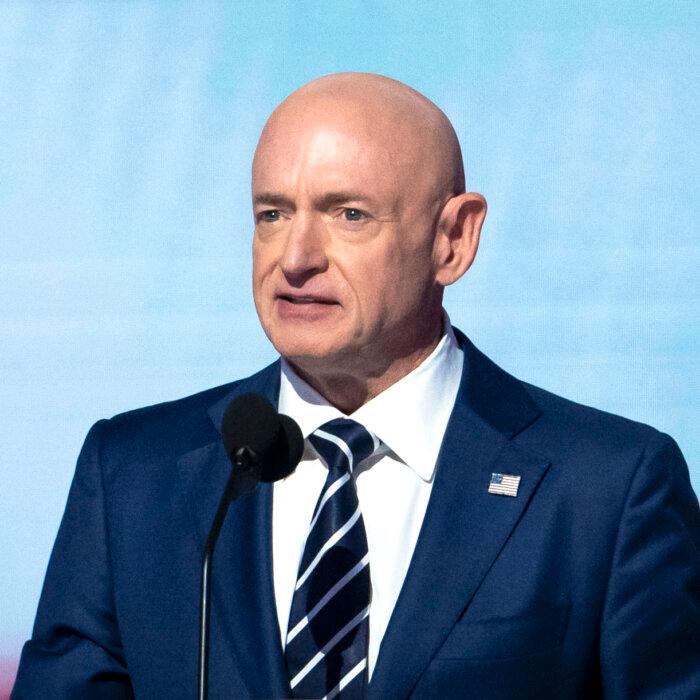 Pentagon Escalates Probe of Sen. Mark Kelly Over ‘Illegal Orders’ Video