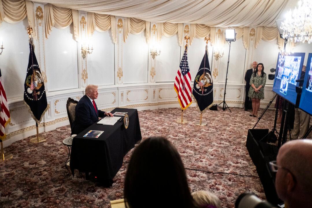 Trump Holds Call With US Service Members