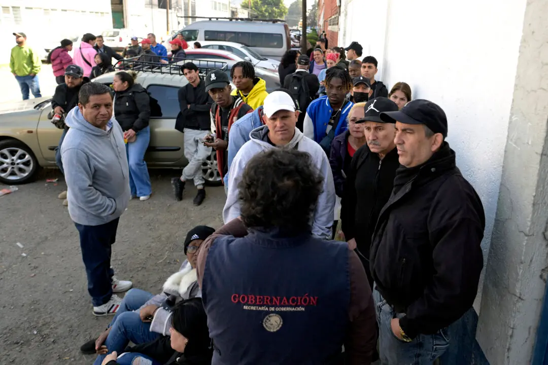 Trump Admin Halts All Asylum Decisions, Pauses Afghan Visas