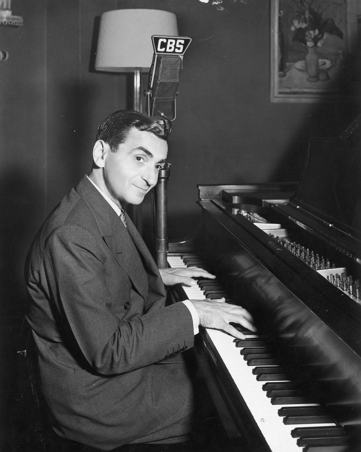 American songwriter and composer Irving Berlin performs for a CBS Radio show, circa 1935. (Archive Photos/Getty Images)