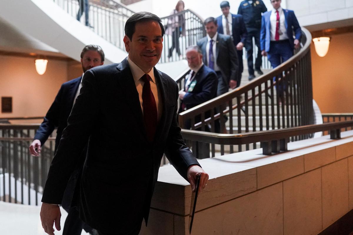 Hegseth, Rubio Brief Congressional Committees Leaders on Classified Details of Drug Boat Strikes thumbnail