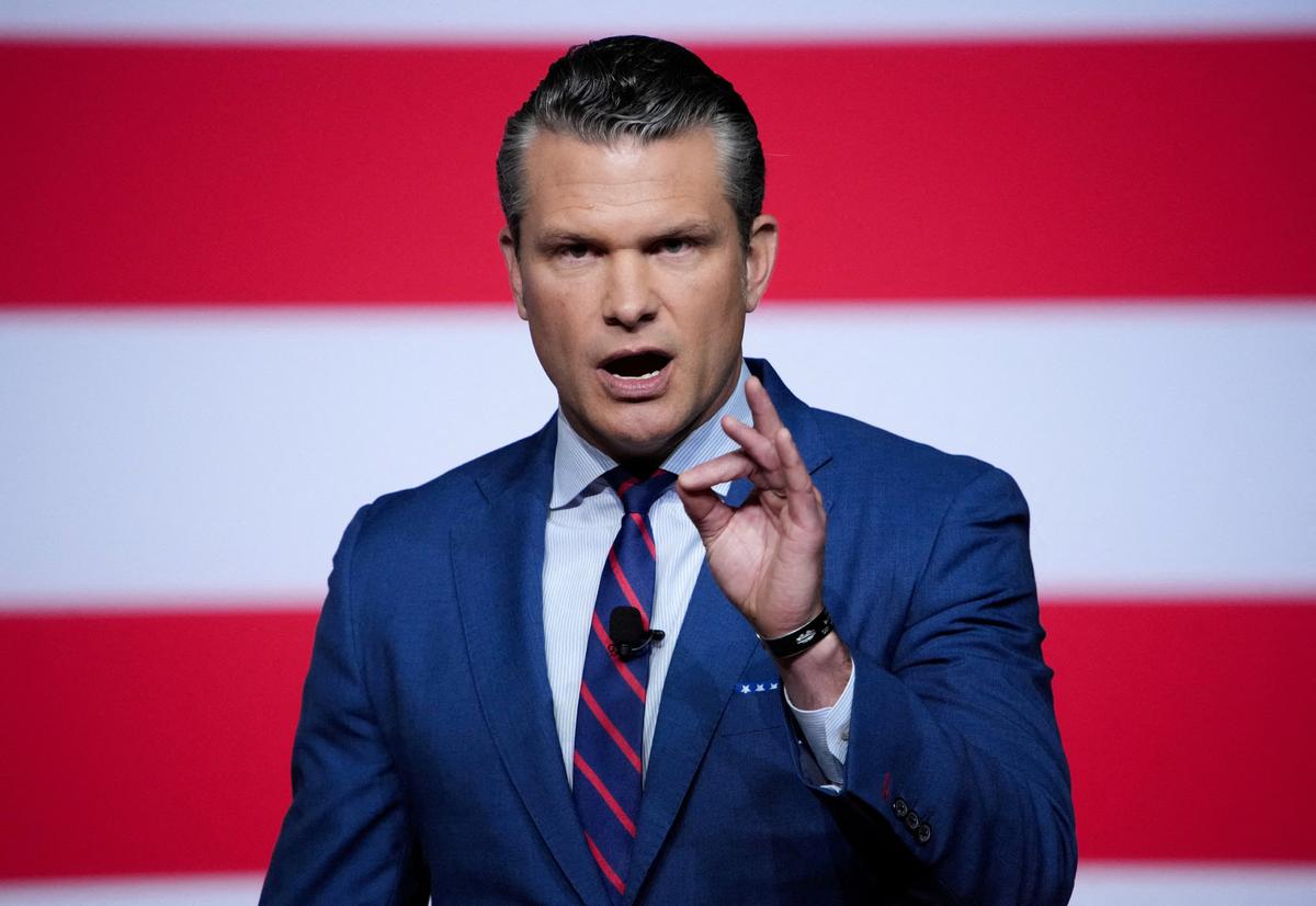 Hegseth Says US Strikes Another Drug-Smuggling Boat, Killing 3 Onboard thumbnail