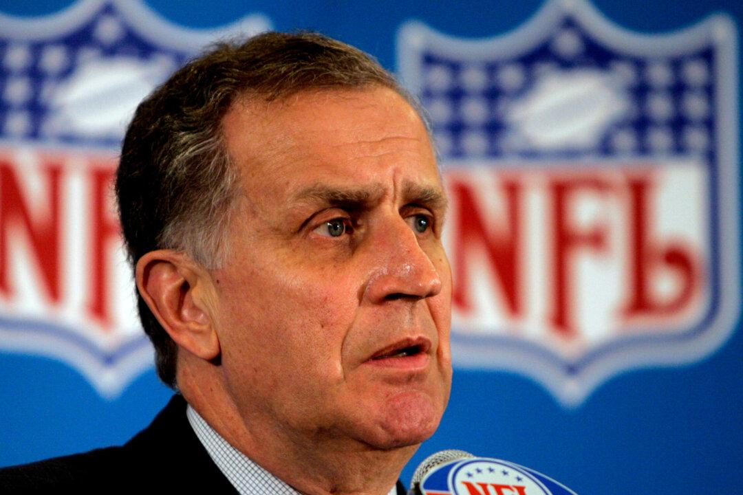 Former NFL Commissioner Paul Tagliabue Dies at 84