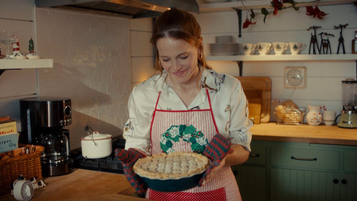 Katie LeClerc, in "A Wisconsin Christmas Pie." (Cherry Pie Film LLC/TNS)
