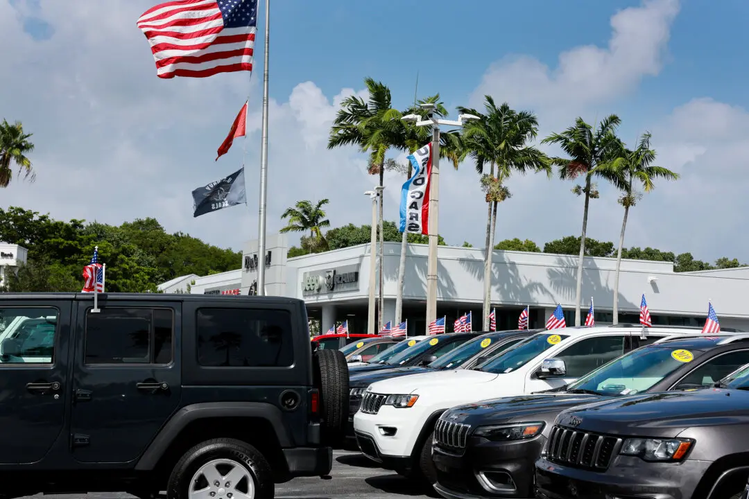 Trump to Roll Back Biden-Era Fuel Standards, Admin Says It Will Save Americans $109 Billion