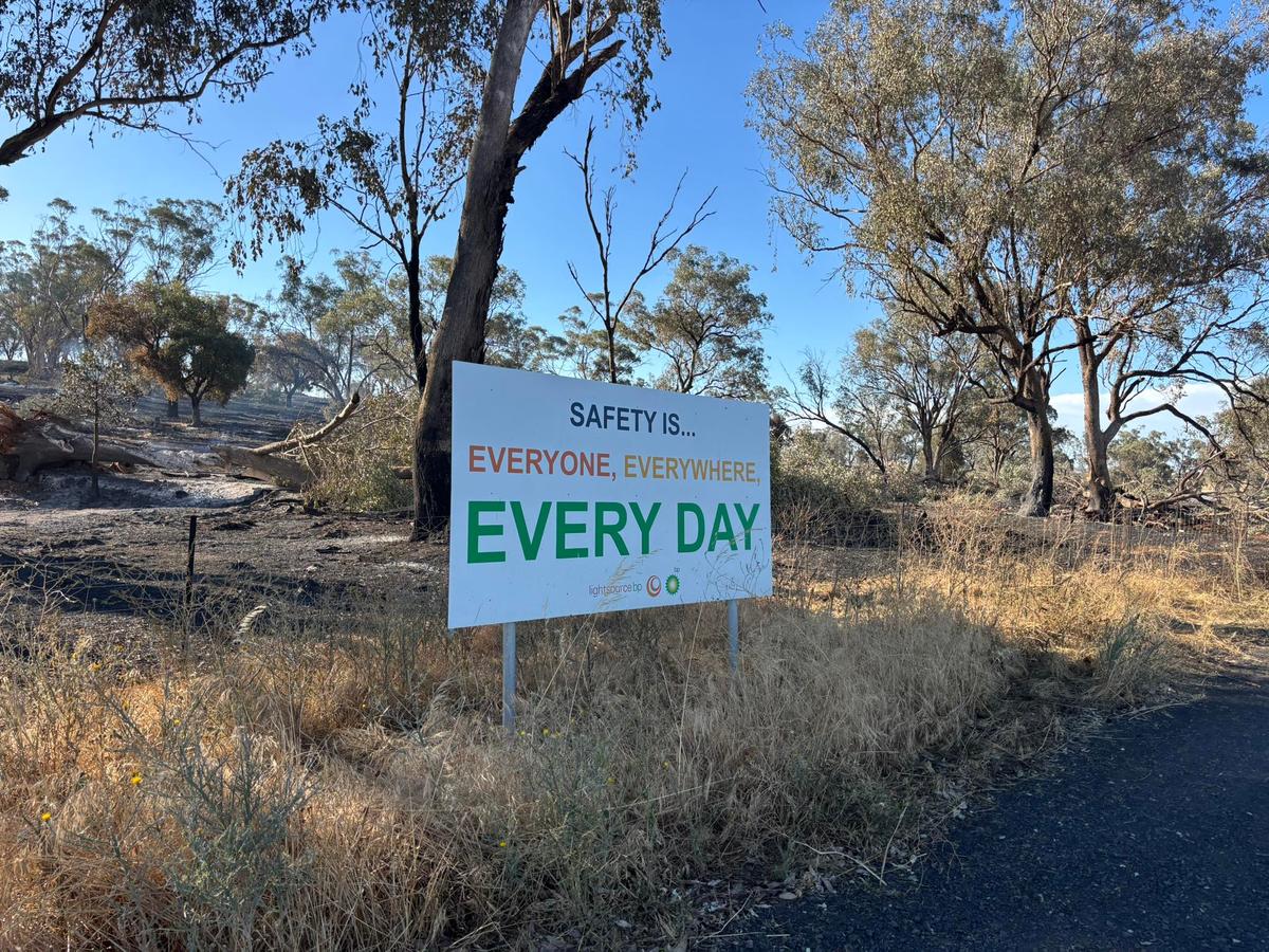 Deputy Mayor Questions Safety After Blaze at Australia’s Biggest Solar Farm