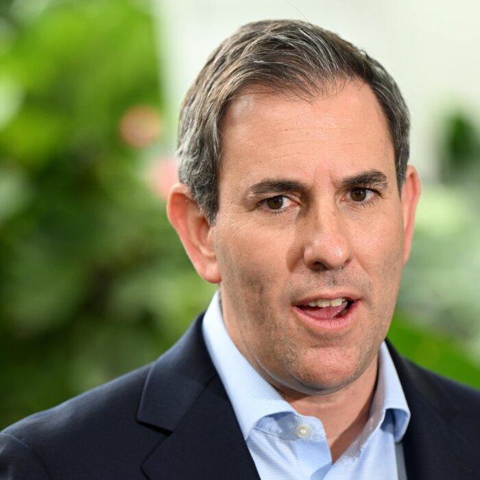 Treasurer Says 100,000 Families to Benefit as 3-Day Childcare Guarantee Kicks In