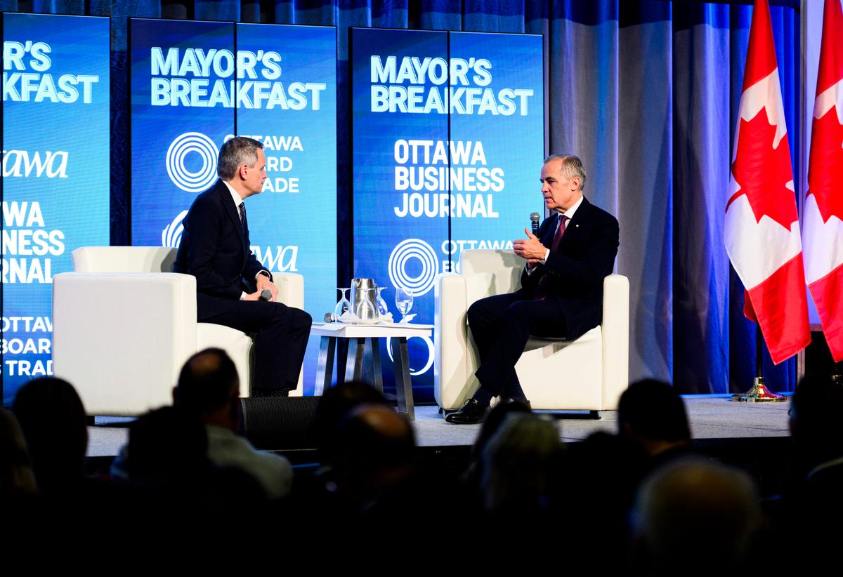 Carney Says Public Servants Will Get Updated Rules on In-Person Work in Near Future