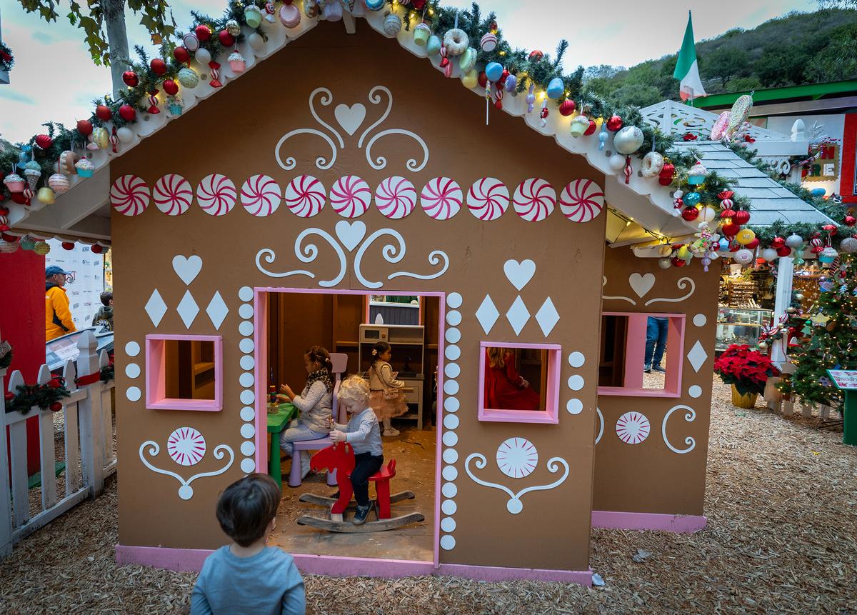 This Rebellious Arts Festival in Orange County Is Embracing Its Inner Santa Claus