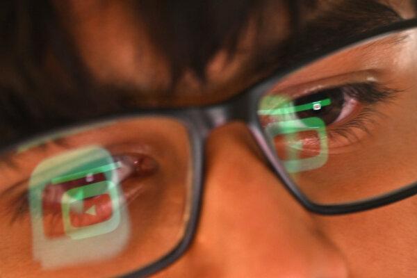 Doctors Back Australia’s Under-16 Social Media Ban Citing Youth Mental Health Issues