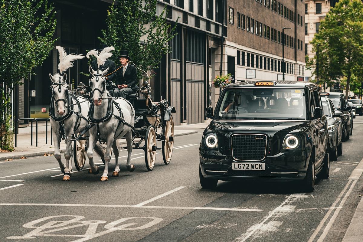 Horse-drawn carriages are still sometimes seen in London, typically in ceremonial events, weddings, or parades. Some companies also offer services for tourists. (Clovis Wood/Unsplash)