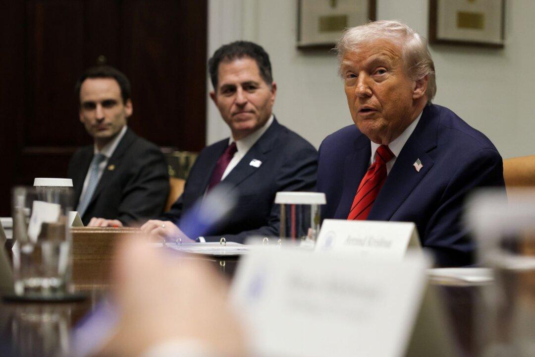 Trump Hosts Roundtable With Business Leaders on American Tech Dominance