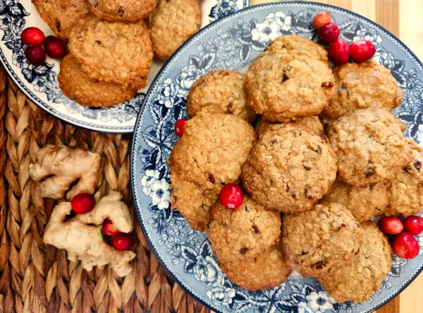Hopelessly Devoted to Cookies? Try This Spiced Take on Classic Oatmeal
