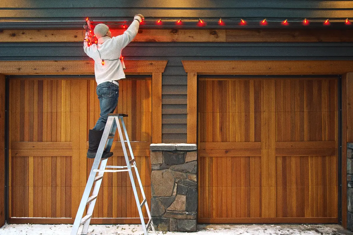 Holiday Health: Tips and Exercises for Injury-Free Merry-Making thumbnail