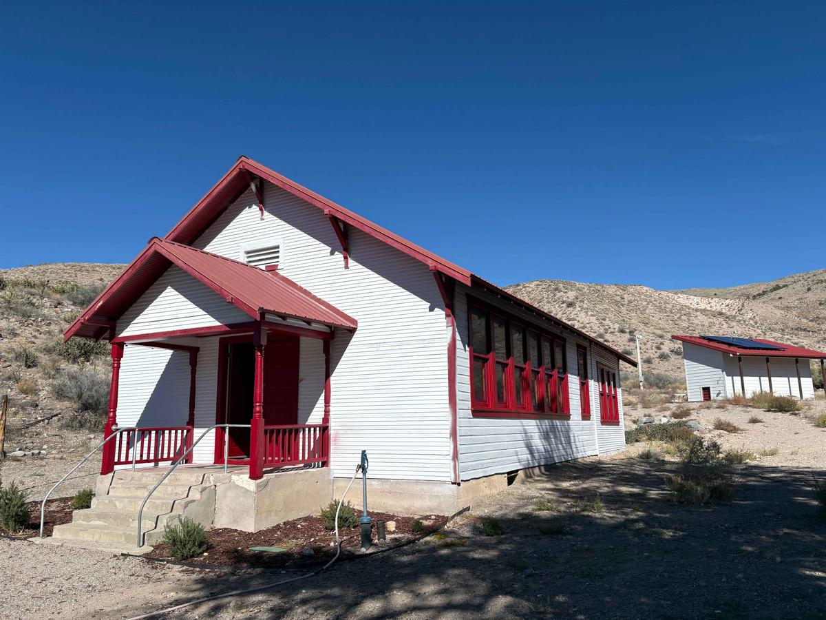 Elgin Schoolhouse: A Bonus at the End of the Rainbow