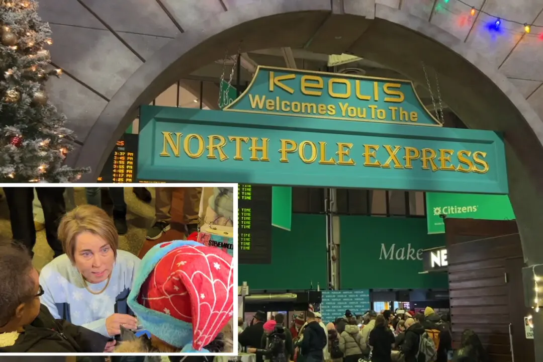 REPLAY: Massachusetts Governor Joins North Pole Express Christmas Ride in Boston