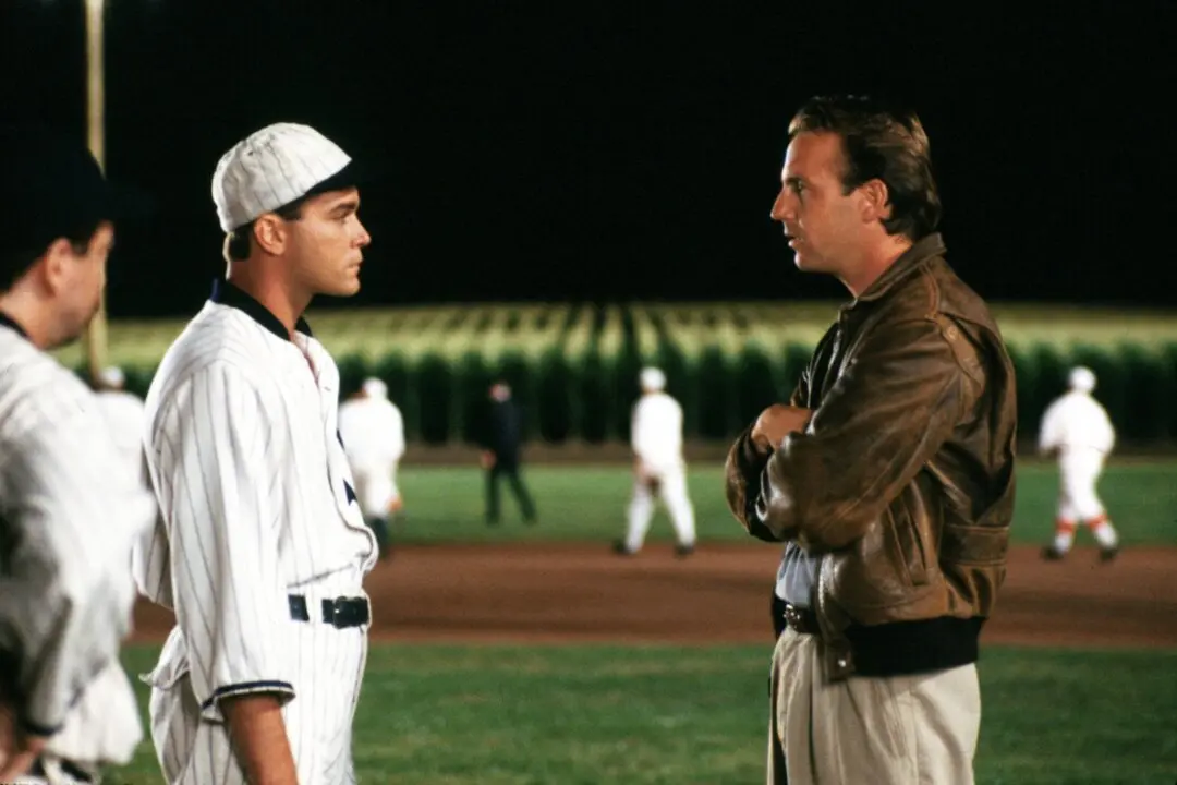 ‘Field of Dreams’: A Tribute to an American Sporting Tradition