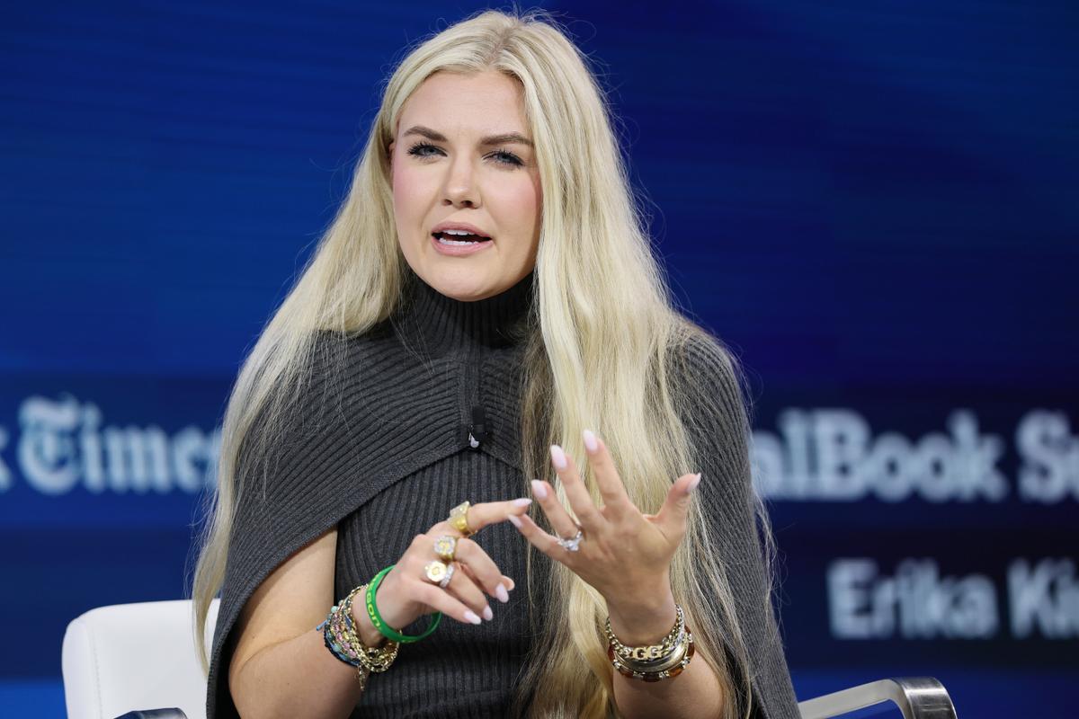 Erika Kirk Responds to Theories About Husband’s Death During CBS News Town Hall thumbnail