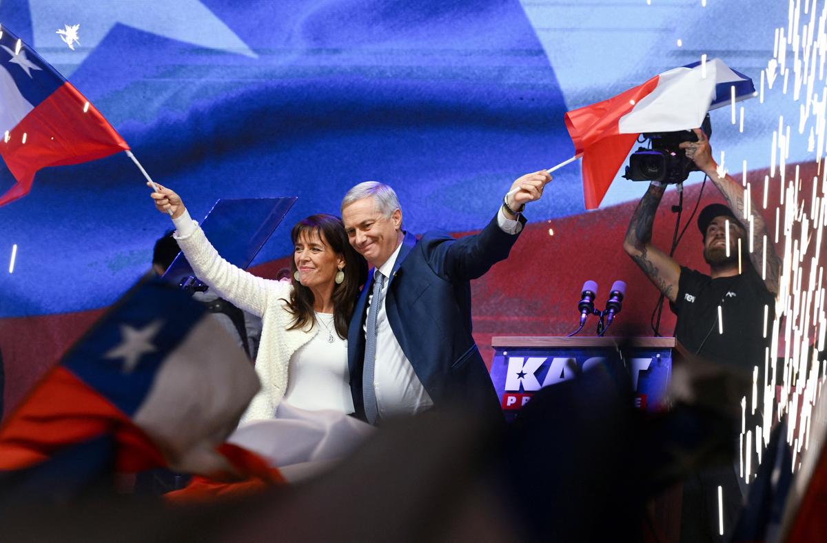 Conservative José Kast Defeats Communist in Chilean Presidential Election thumbnail