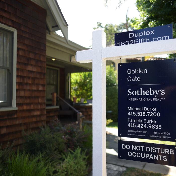 Existing-Home Sales Tick Up 0.5 Percent in November as Inventory Growth Stalls