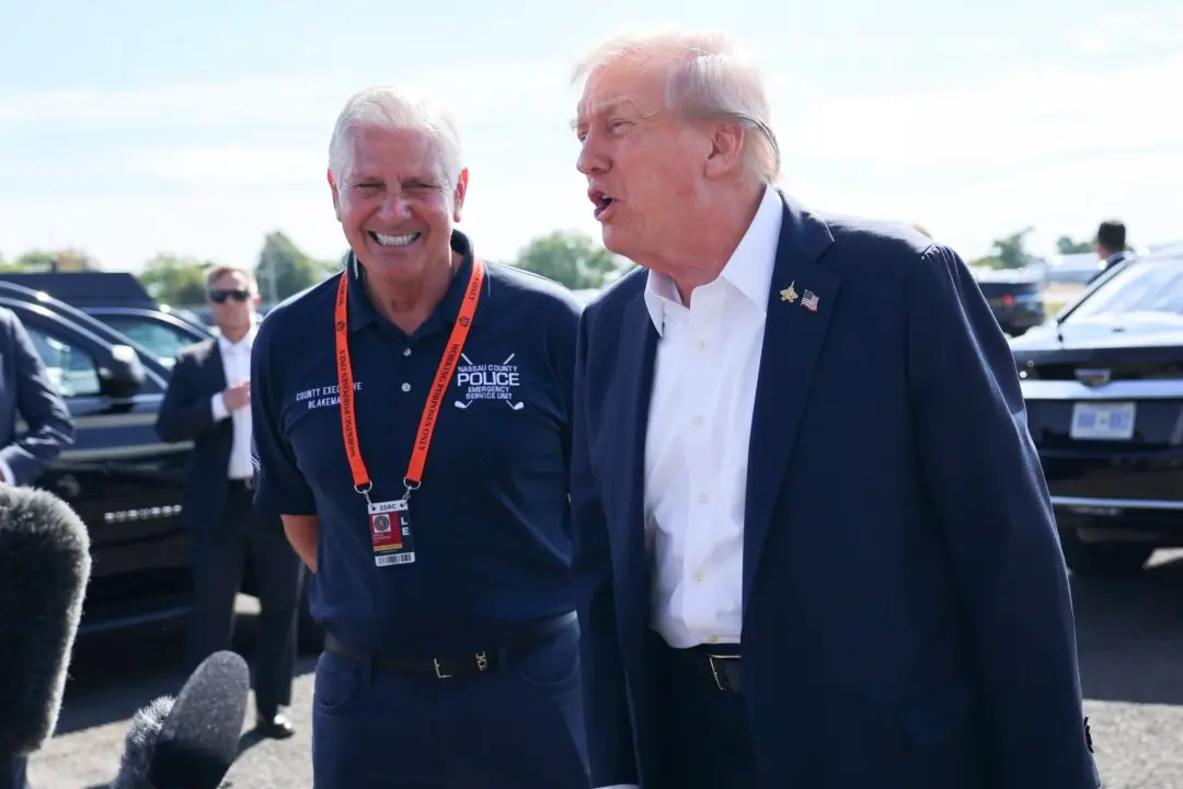 Trump Endorses New GOP Candidate for NY Governor After Stefanik Exits Race