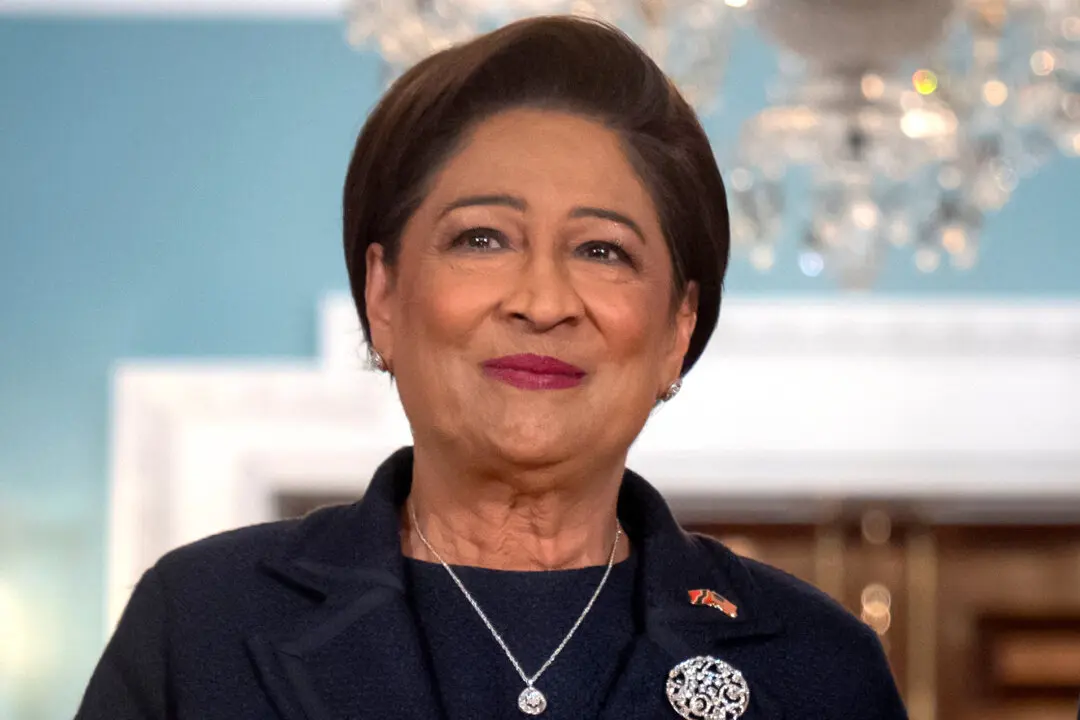 Trinidad and Tobago Leader Backs US Amid Pressure on Venezuela