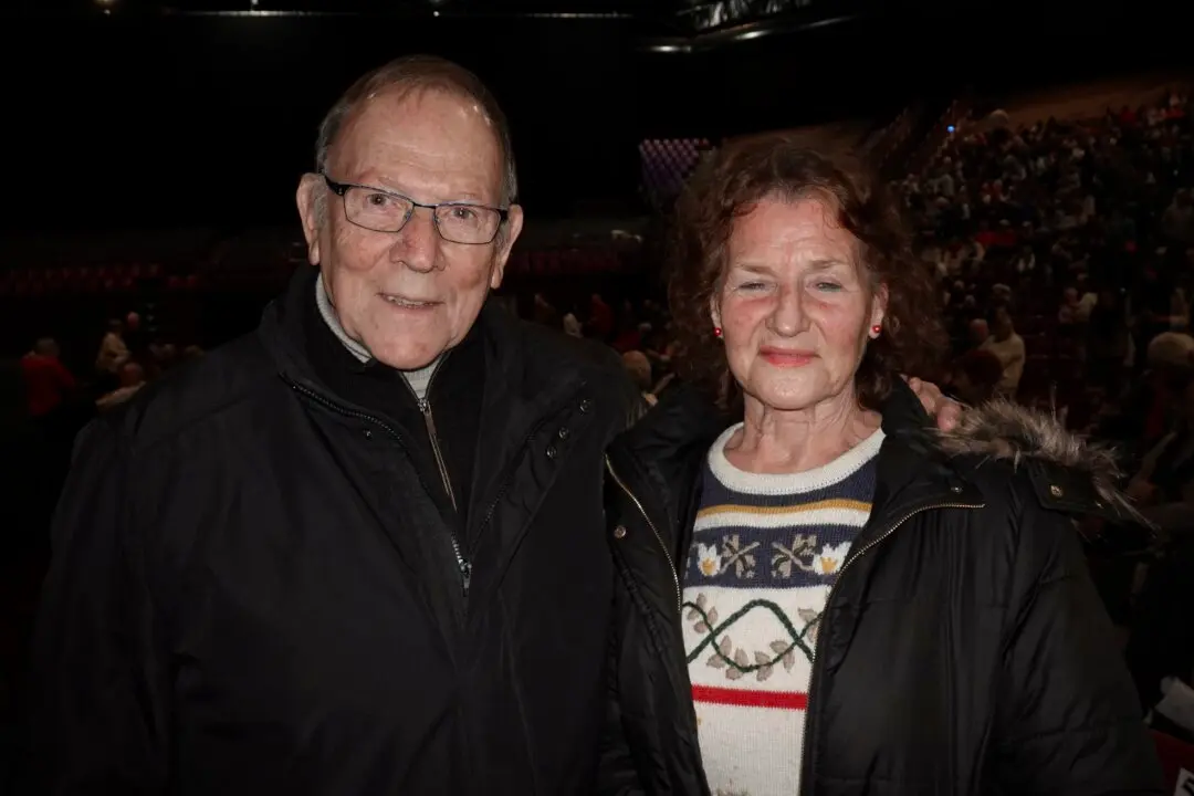 Former Shipbuilder Loves the Beautiful Dancing of Shen Yun