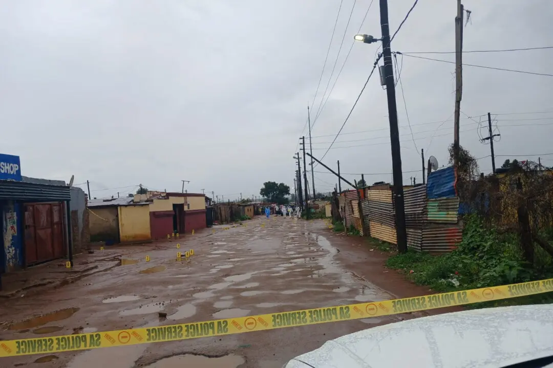 9 Killed, 10 Injured in South Africa Shooting, Police Hunt for Suspects