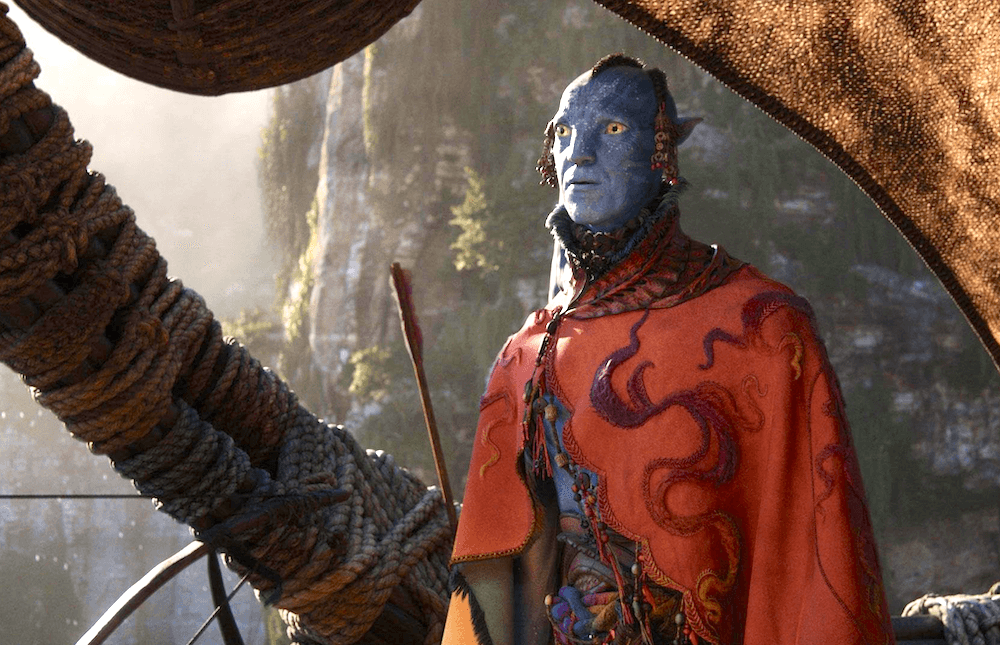 A member of the "Wind Traders" (the Tlalim Clan, a nomadic Na'vi group that travels the skies of Pandora in large airships), in "Avatar: Fire and Ash." (20th Century Studios)