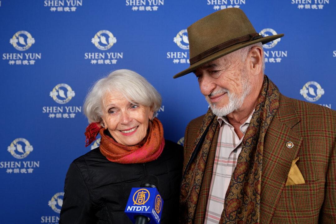 ‘They Were Flying’: Audience in Northern France Mesmerized by Shen Yun’s Beauty and Artistry