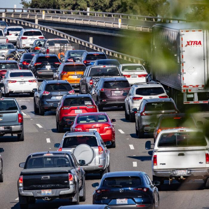 Transportation Department to Spend Nearly $1 Billion Toward Road Safety