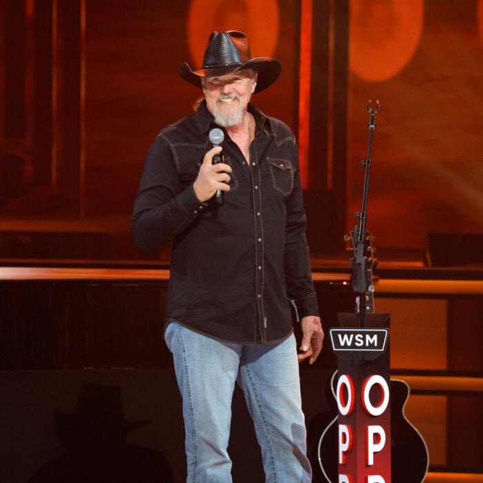 Trace Adkins’s ‘30th Anniversary Tour’