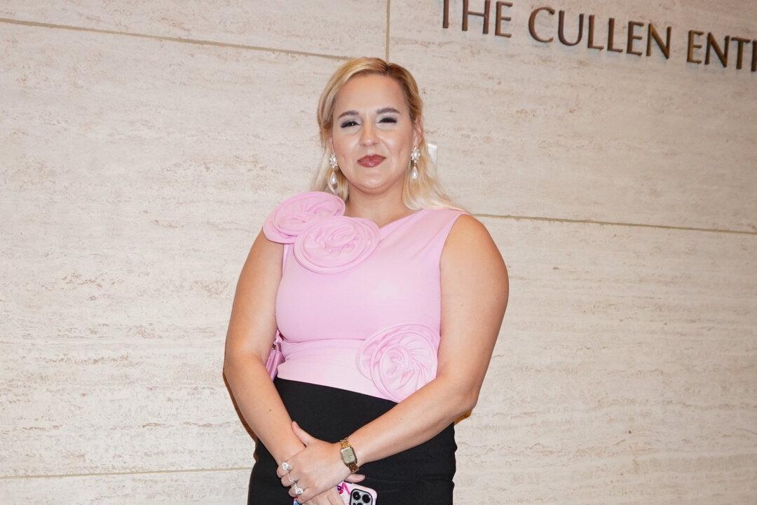 Shen Yun Is ‘Very Enlightening and Beautiful,’ Says Former Ms Texas Legacy Queen