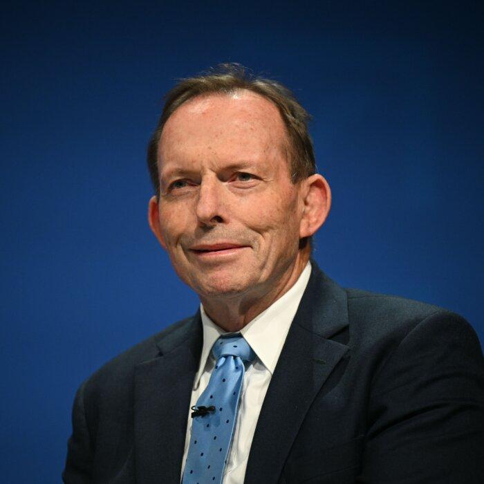 Abbott Rejects Gun Control Crackdown After Bondi Terror Attack, Calls for Tougher Migration Rules