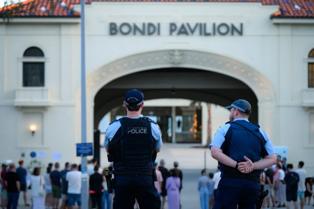 Alleged Bondi Beach Killers Likely ‘Acted Alone’