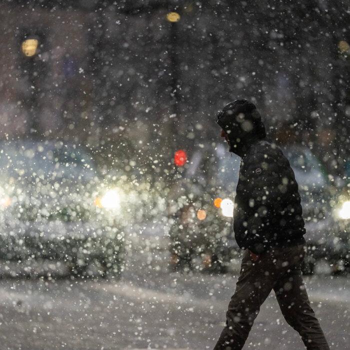 Bomb Cyclone Brings Blizzards to the Midwest Before Turning East