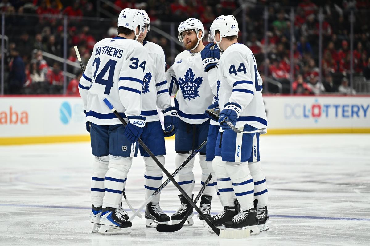 Maple Leafs’ Unexpected Woes Have Fan Base Baffled