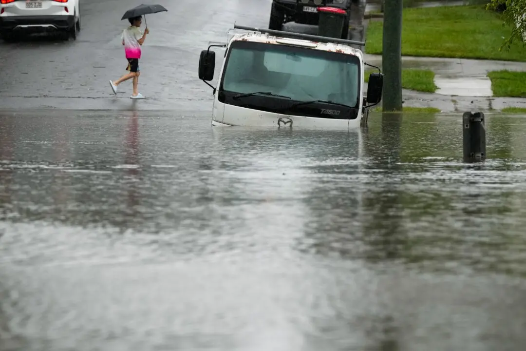 Man Dies in Queensland Floods as Cyclone Hayley Hits Western Australia