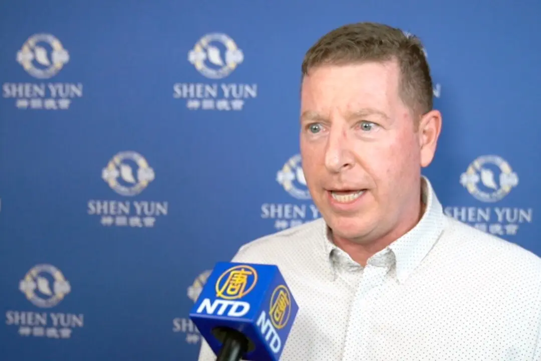 ‘Resonates in My Own Faith’: Shen Yun Audience Member Connects With Themes of Spirituality