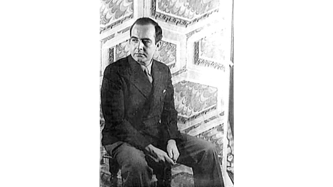 Samuel Barber in 1944. (Public Domain)