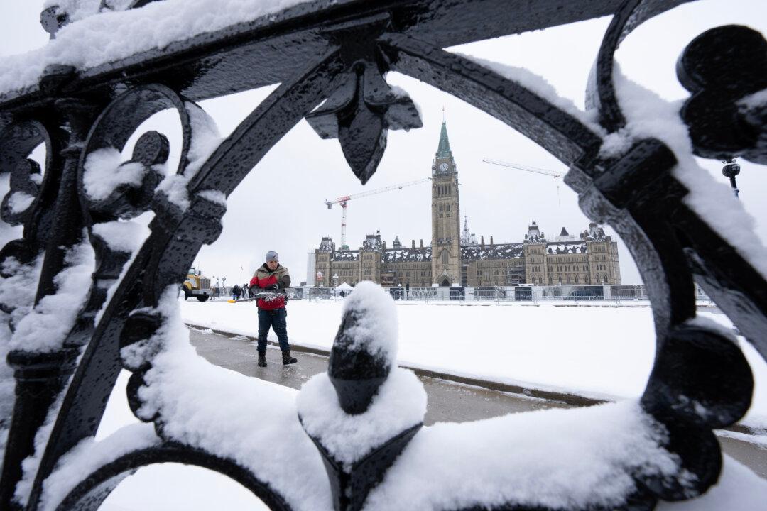 Jobs, Economy Top Voters’ Priorities at the End of a Turbulent 2025: Nanos Poll