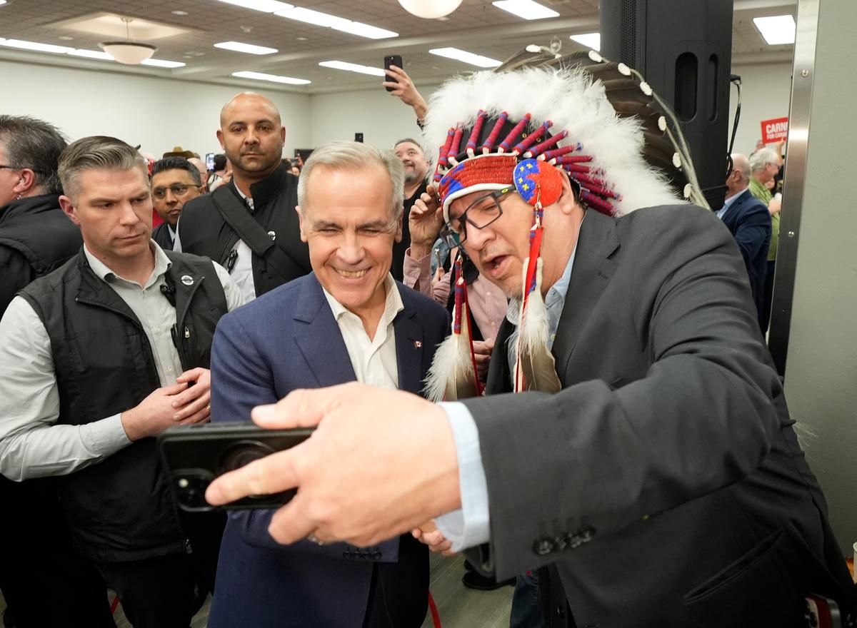 Downed Power Line in Northern Manitoba Repaired, Electricity Being Restored