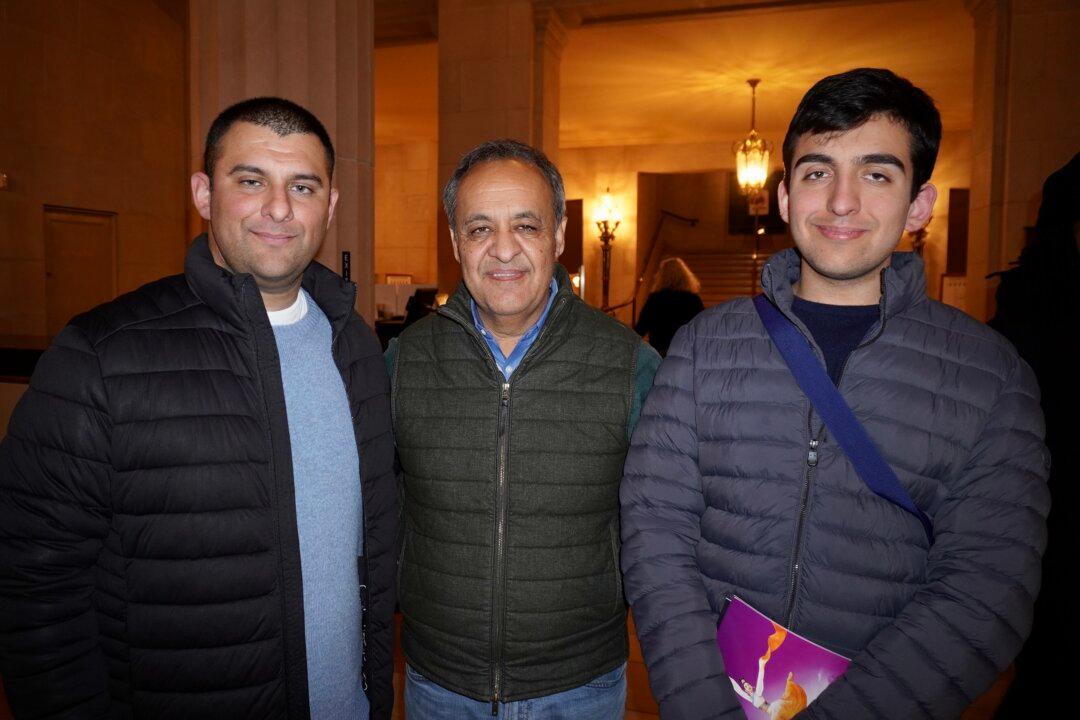 Shen Yun Is ‘Absolutely Amazing,' Says Business Owner