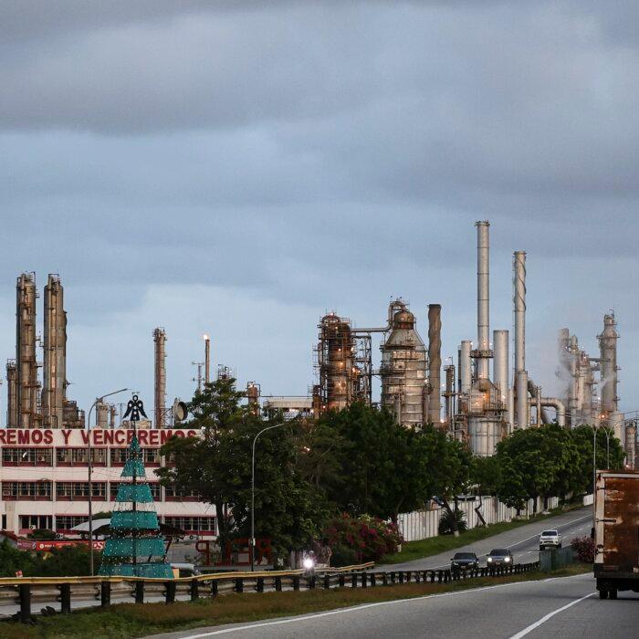 US to Receive 30 to 50 Million Barrels of Sanctioned Oil From Venezuela: Trump