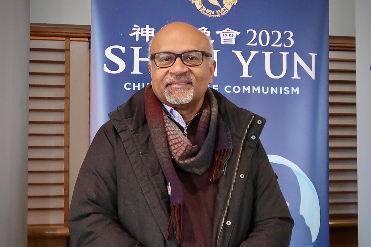 Doctor Says Shen Yun Met His High Expectations