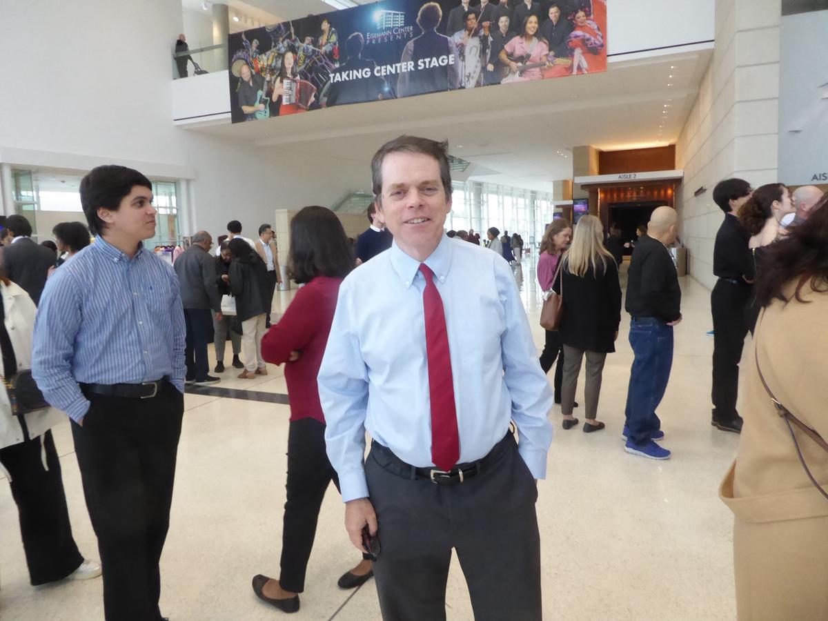 Shen Yun Shows That ‘The Divine Infuses Creation’: Law Professor