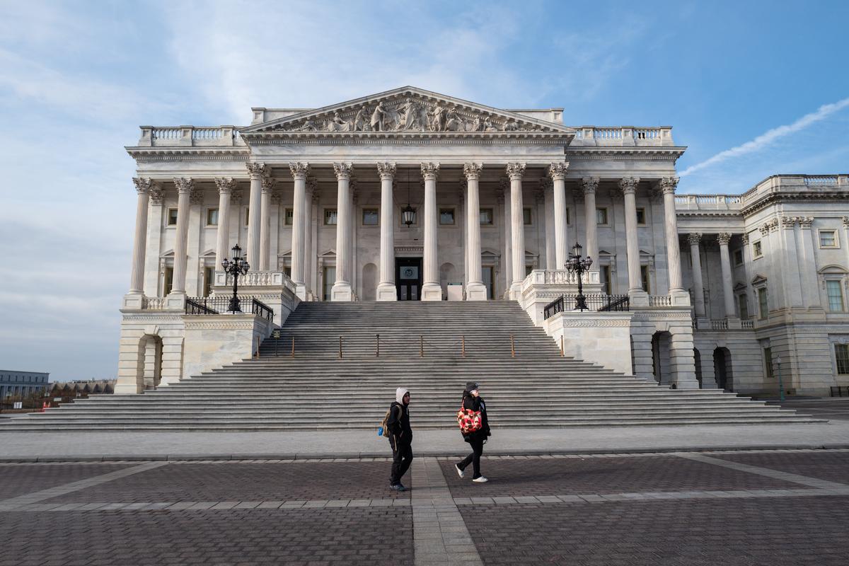 House Passes 3-Bill Spending Package thumbnail