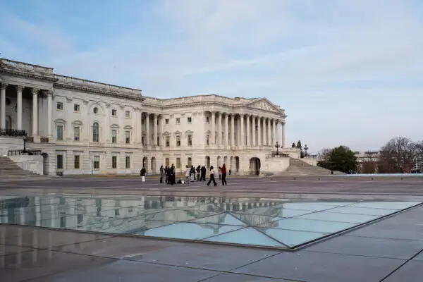 REPLAY: Senate GOP, Democratic Leaders Speak to Press (Feb. 3)