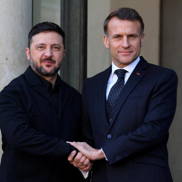 US Pledges to Back Security Guarantees for Ukraine